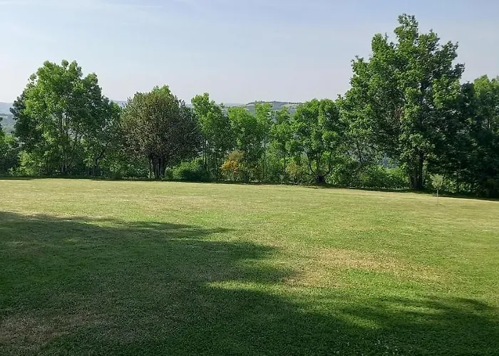 Les De Roucayrols Hébergement de vacances Pampelonne