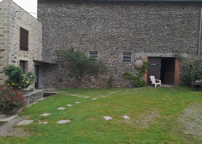 Hébergement de vacances Les De Roucayrols Pampelonne